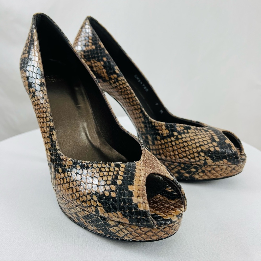 Stuart Weitzman Brown Cream Snakeskin Print Open Toe Platform Pumps Women’s Sz9M
